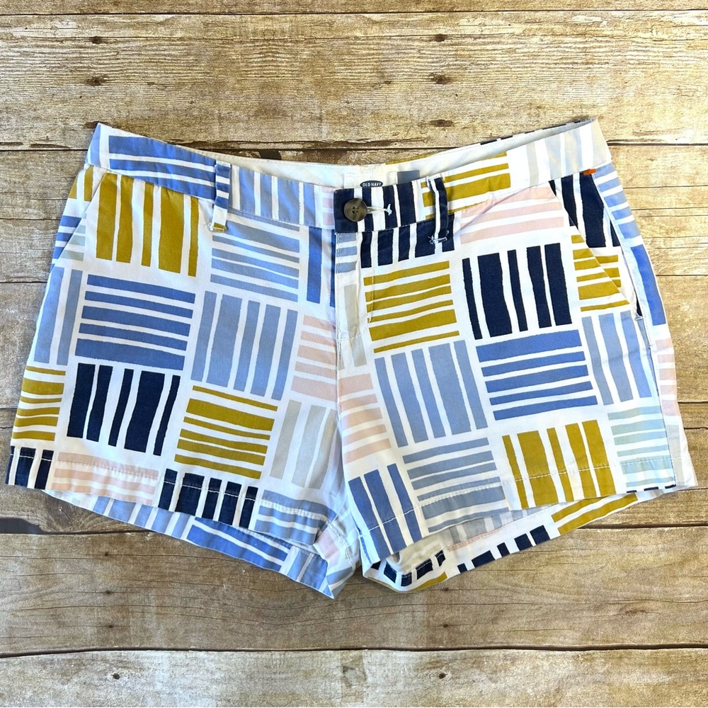 Old Navy Womens Geometric Stripe Chino‎ Shorts Blue Yellow Pink Size 2